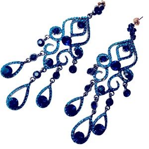 Chandelier earrings #jewelry #fashion #love #photooftheday #beautiful #